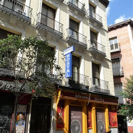 Hostal Fernandez-3
